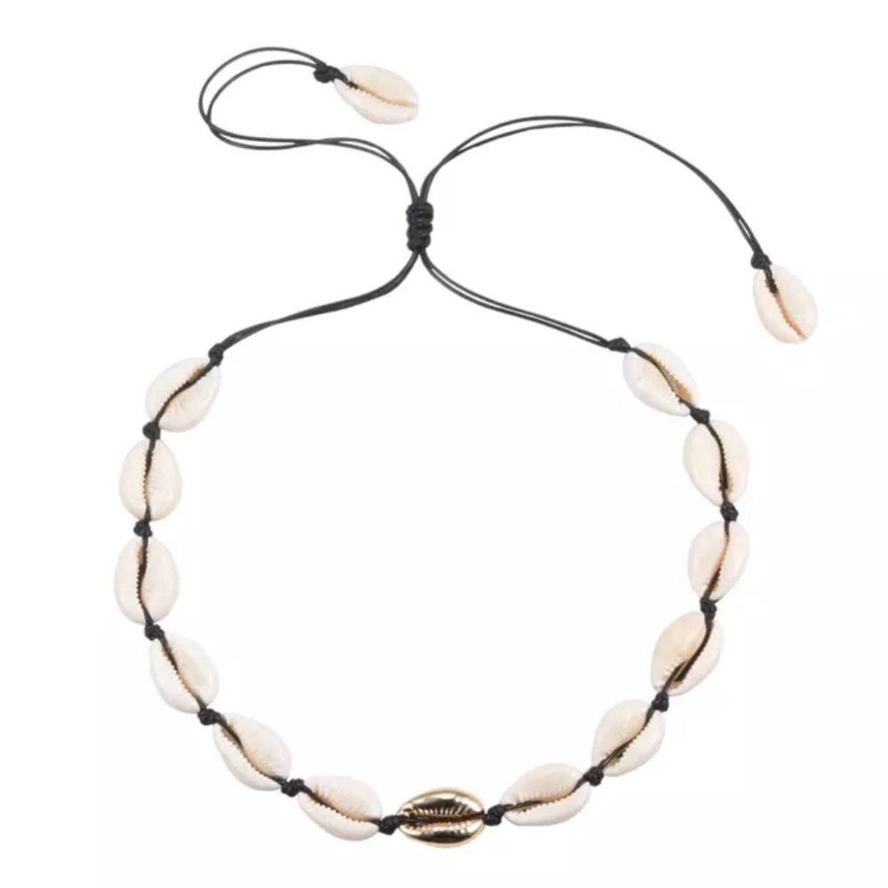 Gold Natural Seashells Necklace Black